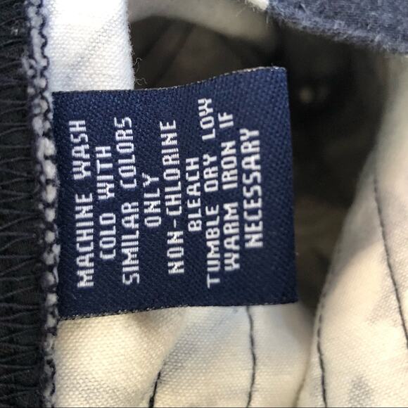 CHAPS Cropped Ankle Capril Black and White Floral Pant size 10 - Picture 10 of 10